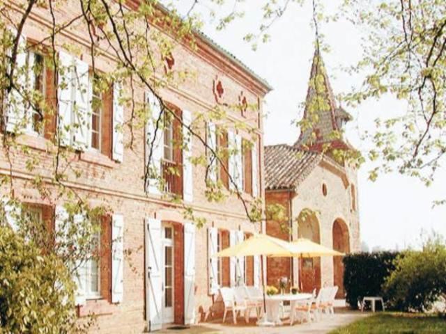 Le Platane Panzió Lafrançaise Kültér fotó