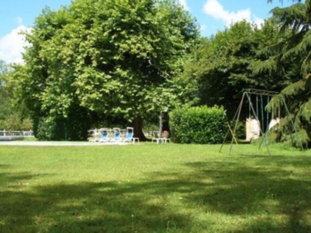 Le Platane Panzió Lafrançaise Kültér fotó